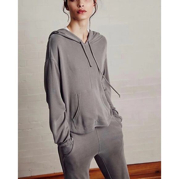 Free People Tops - FP Movement Hot Shot Hooded Layer - Gunmetal NWT S
